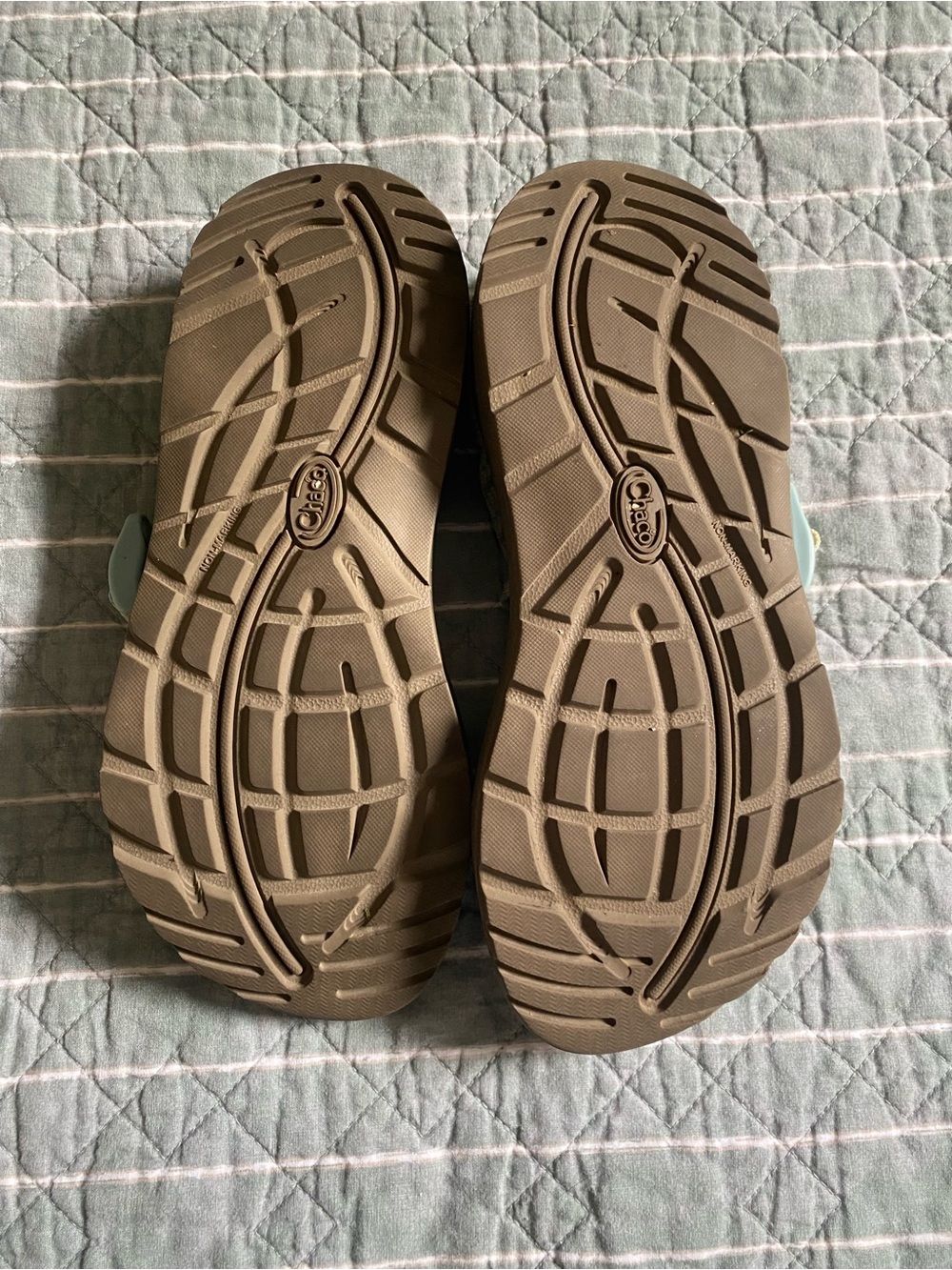 EUC Chaco ZX2 Cloud comfort sandals Trim Papyrus beige, light blue, & green 8 - Picture 4 of 6
